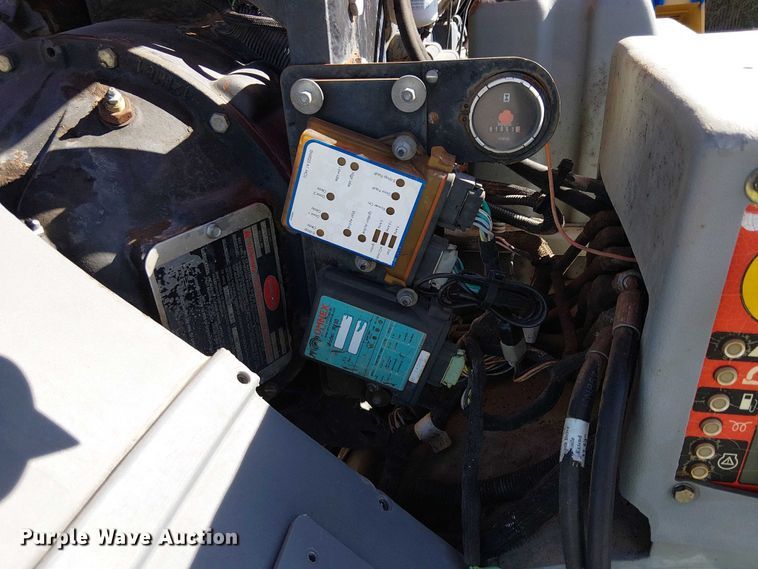 image for item EE5159 2012 Asphalt Zipper 360 cold planer