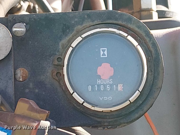 image for item EE5159 2012 Asphalt Zipper 360 cold planer