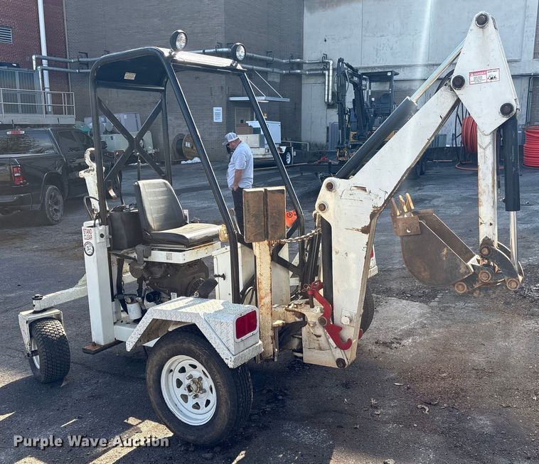 image for item EF0988 RH&M GF6LM towable backhoe