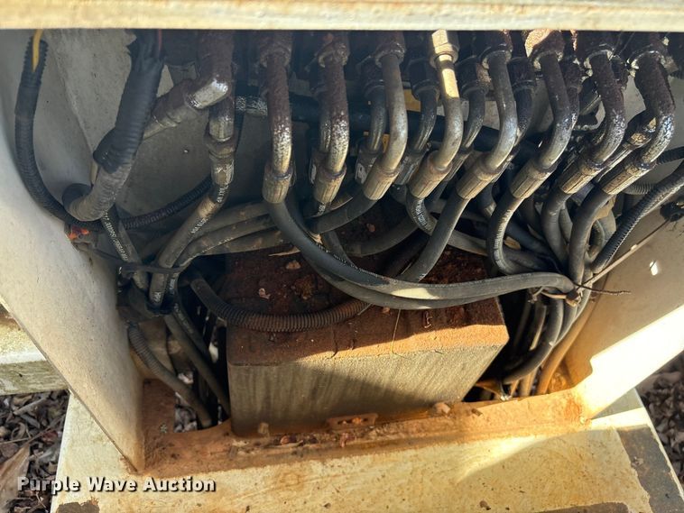 image for item EF0988 RH&M GF6LM towable backhoe