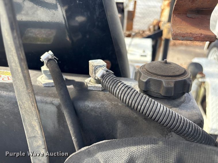 image for item EF0988 RH&M GF6LM towable backhoe