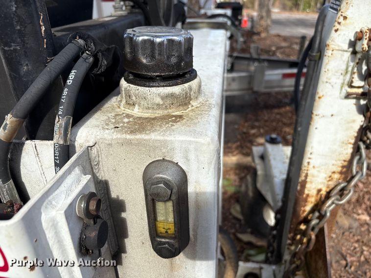 image for item EF0988 RH&M GF6LM towable backhoe