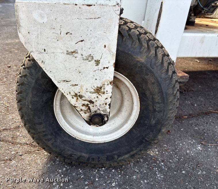 image for item EF0988 RH&M GF6LM towable backhoe