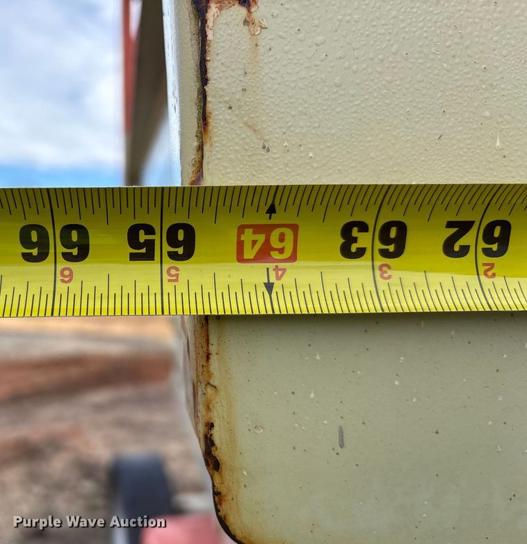 image for item EF0995 2004 JLG 4069LE scissor lift