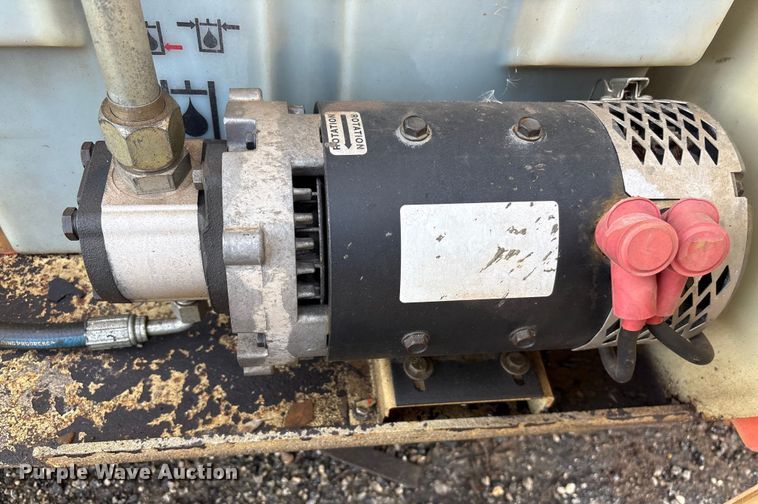 image for item EF0995 2004 JLG 4069LE scissor lift