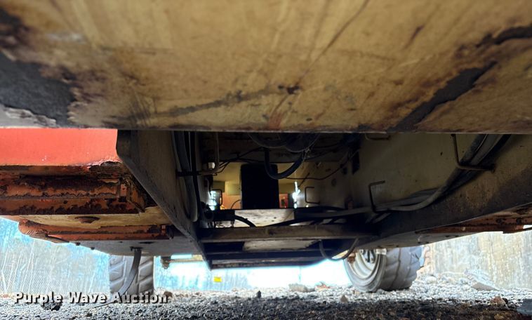 image for item EF0995 2004 JLG 4069LE scissor lift