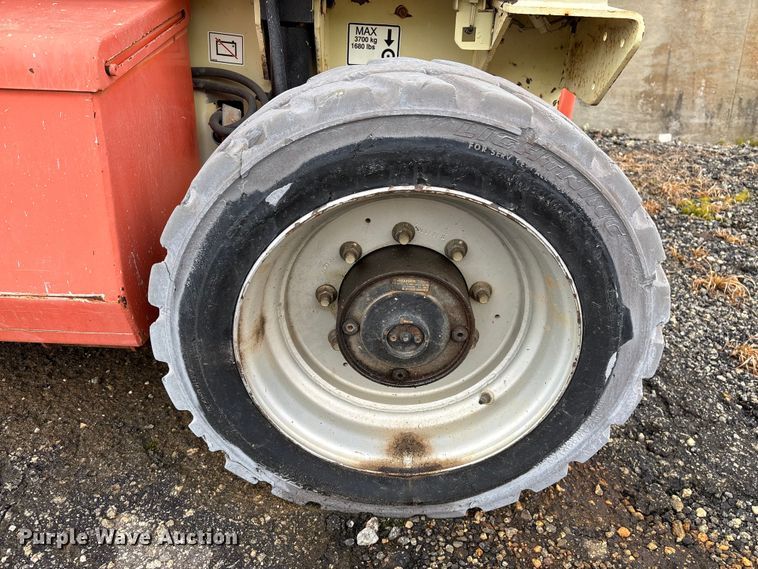 image for item EF0995 2004 JLG 4069LE scissor lift