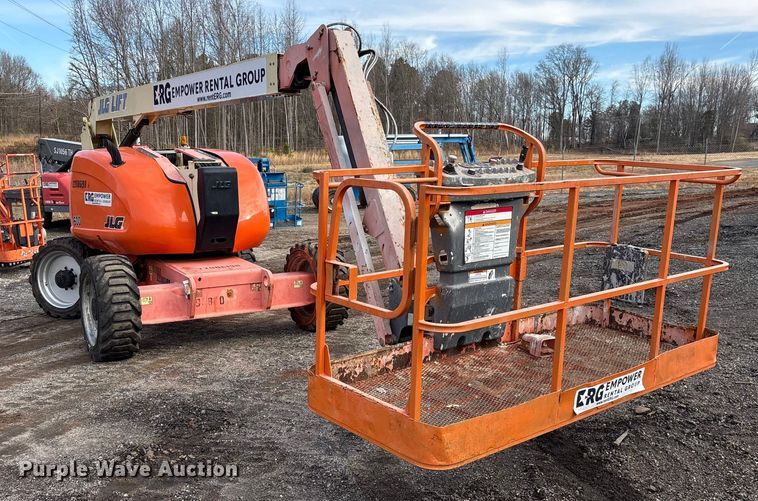 image for item EF0996 2007 JLG 600 boom lift