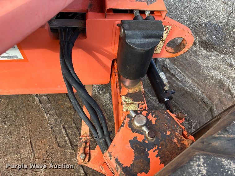 image for item EF0996 2007 JLG 600 boom lift