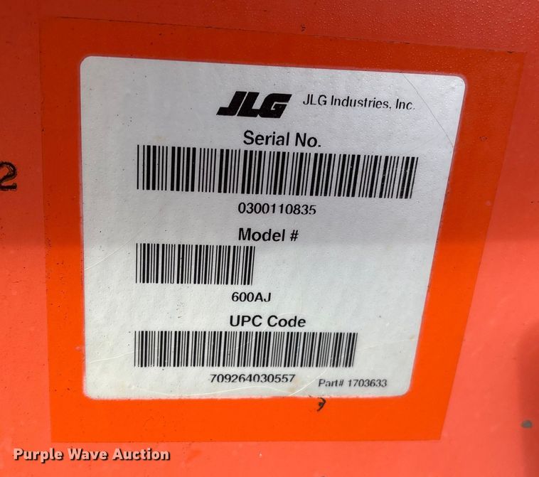 image for item EF0996 2007 JLG 600 boom lift
