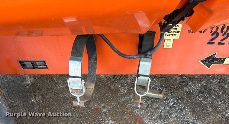 image for item EF0996 2007 JLG 600 boom lift