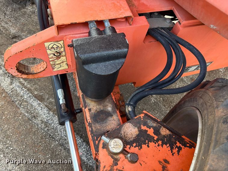 image for item EF0996 2007 JLG 600 boom lift