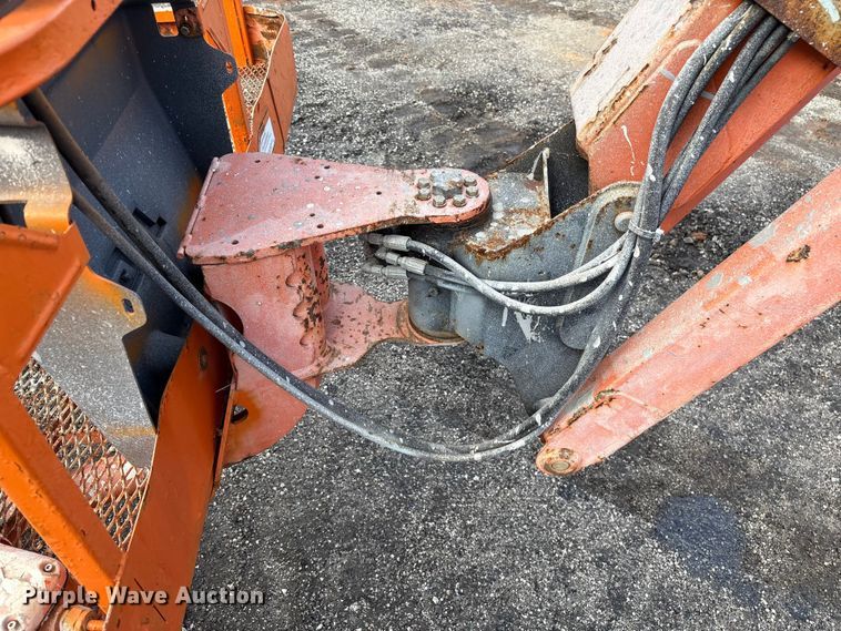 image for item EF0996 2007 JLG 600 boom lift