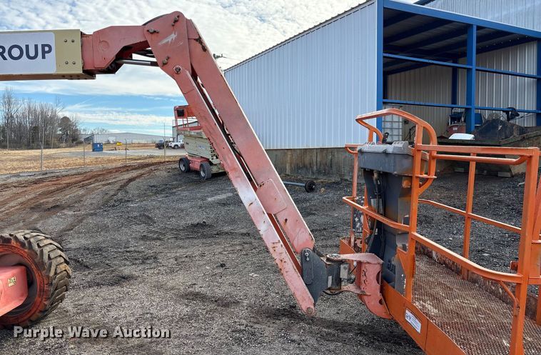 image for item EF0996 2007 JLG 600 boom lift