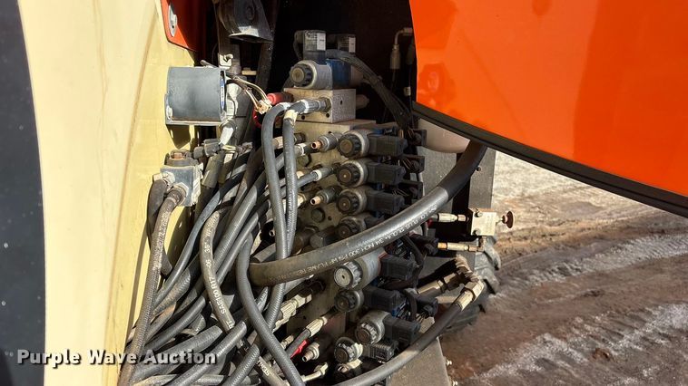 image for item EF0996 2007 JLG 600 boom lift