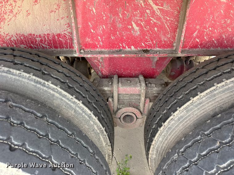 image for item EF2226 1989 Palmer end dump trailer