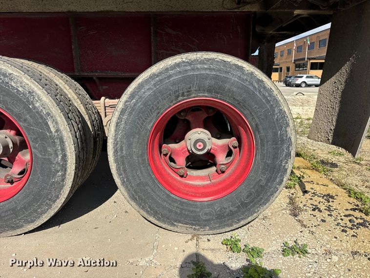 image for item EF2226 1989 Palmer end dump trailer