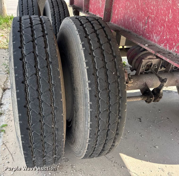 image for item EF2226 1989 Palmer end dump trailer