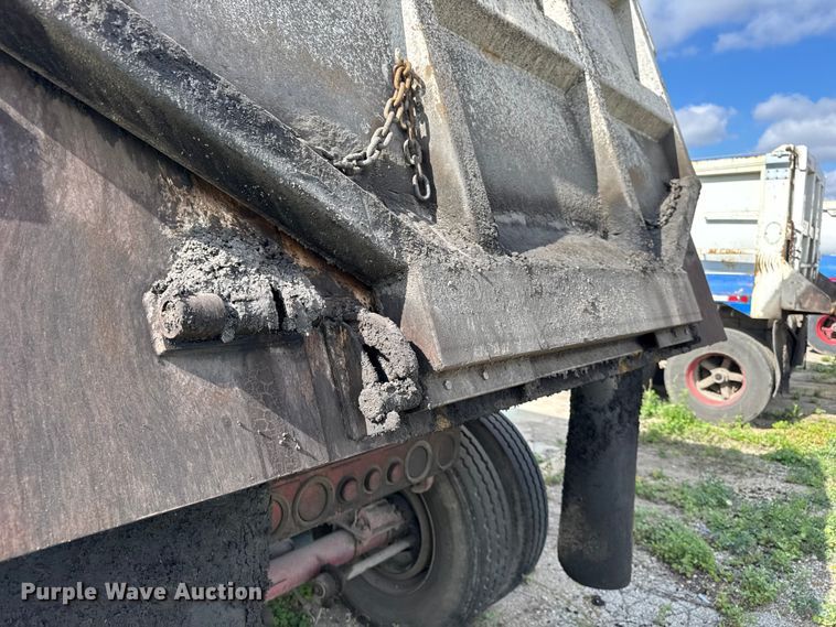 image for item EF2230 1989 Palmer end dump trailer
