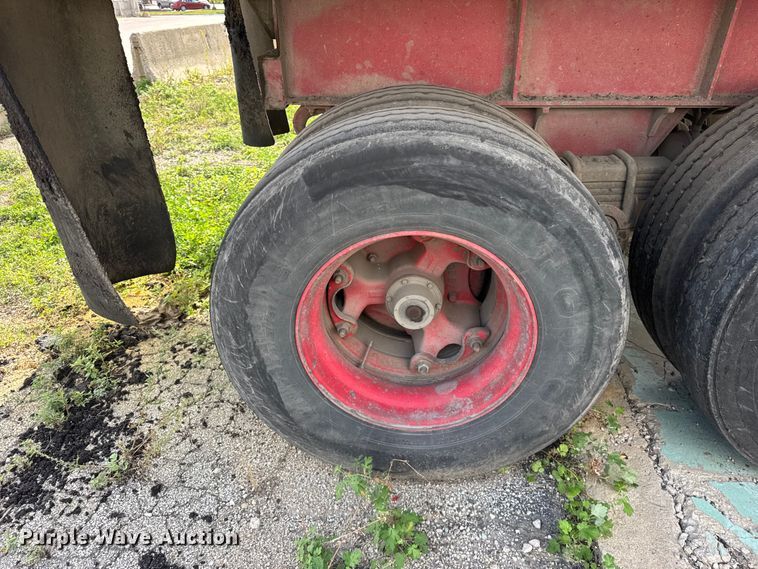 image for item EF2230 1989 Palmer end dump trailer