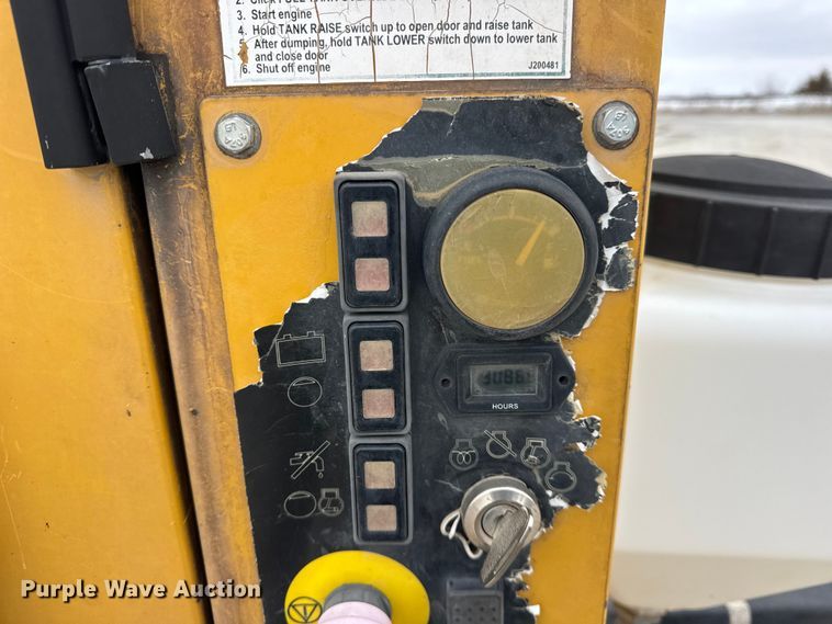 image for item EF2395 Vermeer V800LE vacuum trailer