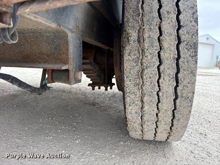 image for item EF2395 Vermeer V800LE vacuum trailer