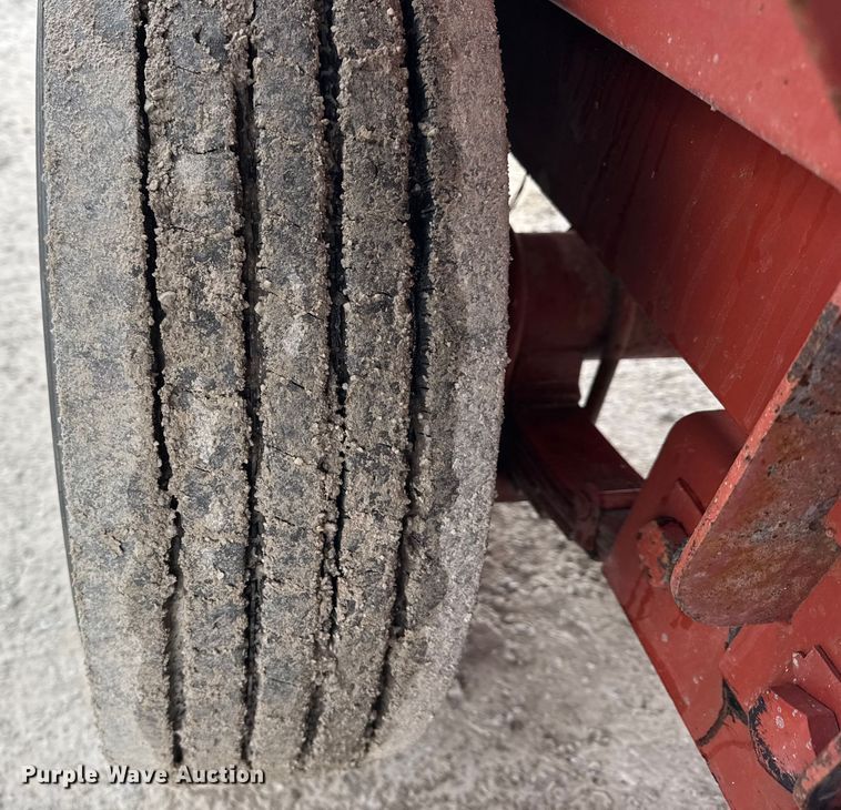 image for item EF2396 2016 Ditch Witch FX65 vacuum trailer