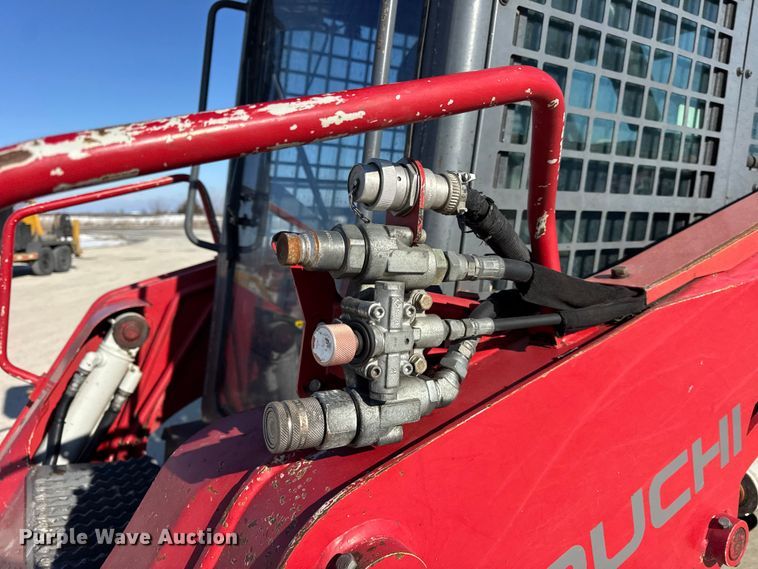 image for item EF2397 2015 Takeuchi TL12 skid steer loader