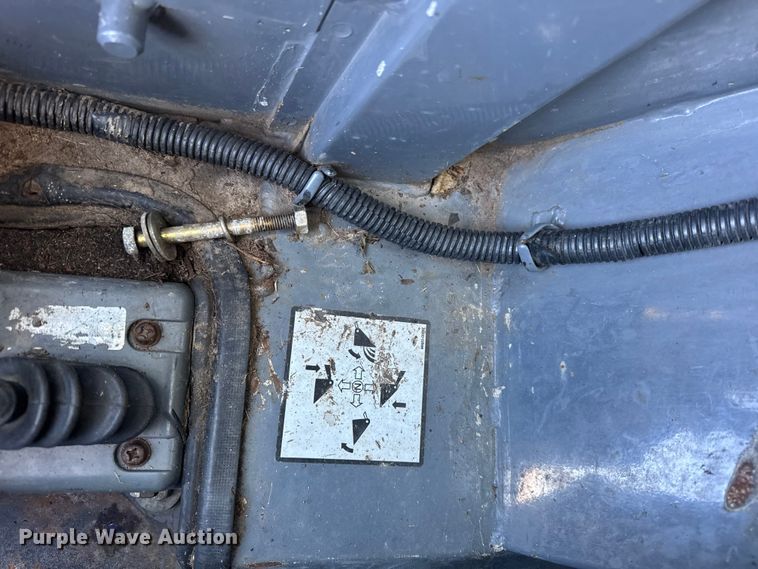 image for item EF2397 2015 Takeuchi TL12 skid steer loader