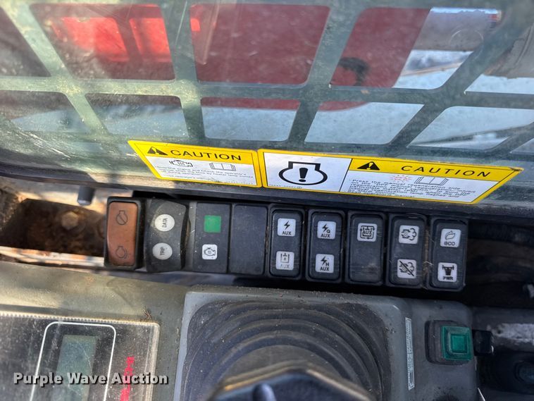 image for item EF2397 2015 Takeuchi TL12 skid steer loader