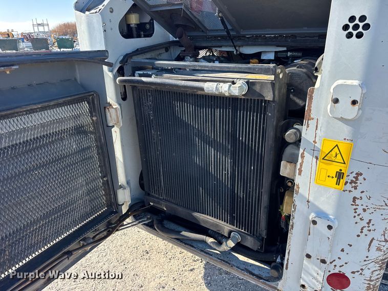 image for item EF2397 2015 Takeuchi TL12 skid steer loader