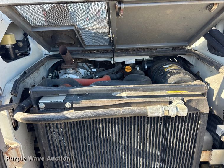 image for item EF2397 2015 Takeuchi TL12 skid steer loader