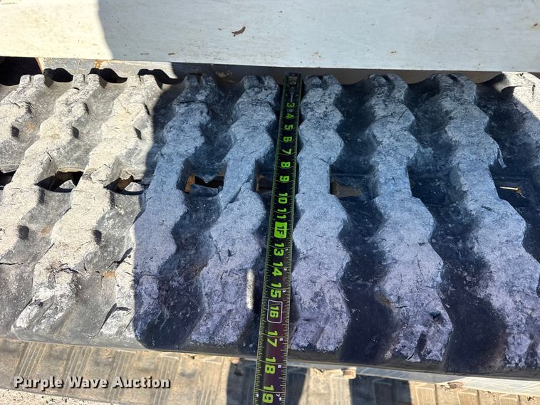 image for item EF2397 2015 Takeuchi TL12 skid steer loader