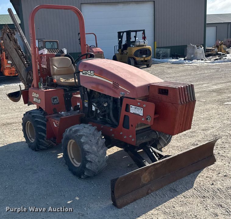 image for item EF2398 2010 Ditch Witch RT45 trencher