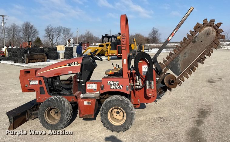 image for item EF2398 2010 Ditch Witch RT45 trencher