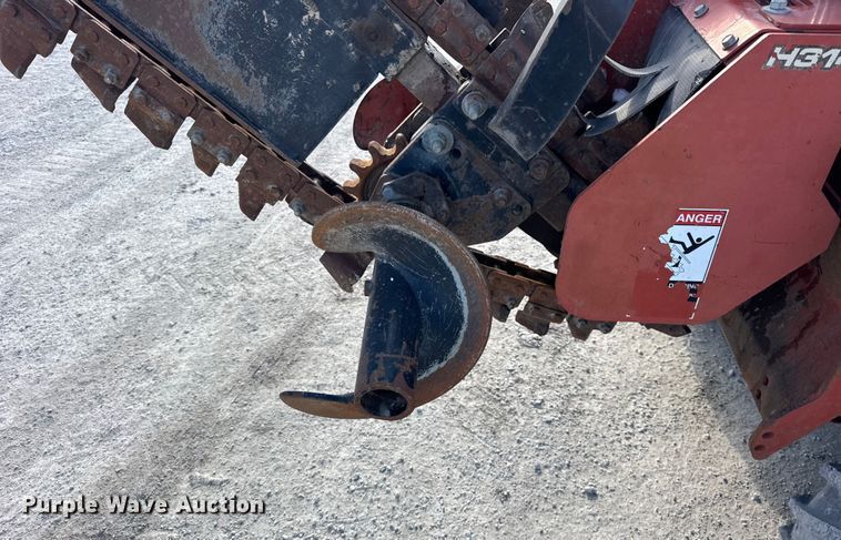 image for item EF2398 2010 Ditch Witch RT45 trencher