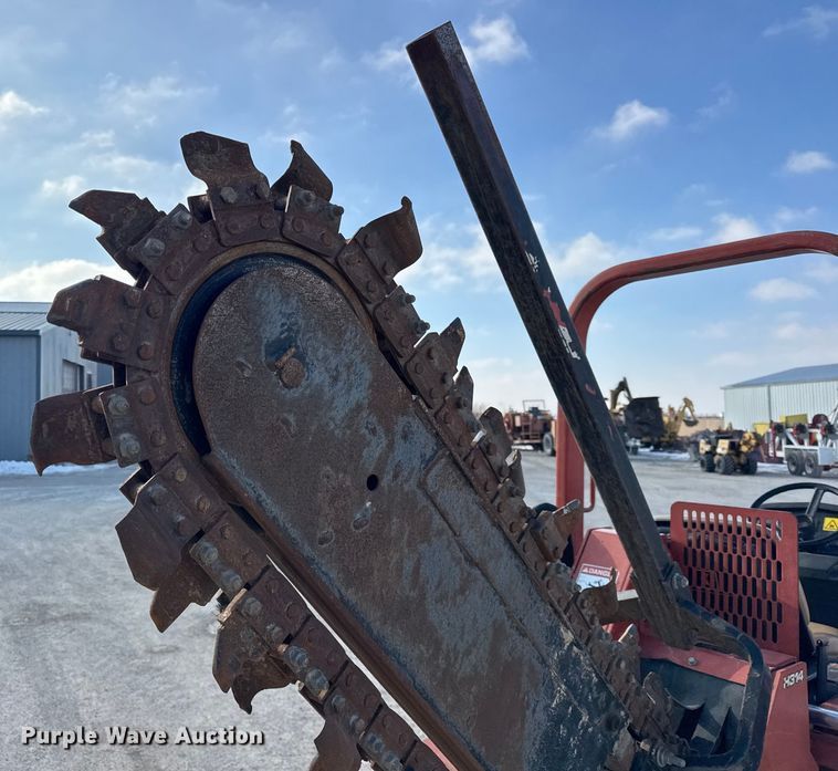 image for item EF2398 2010 Ditch Witch RT45 trencher