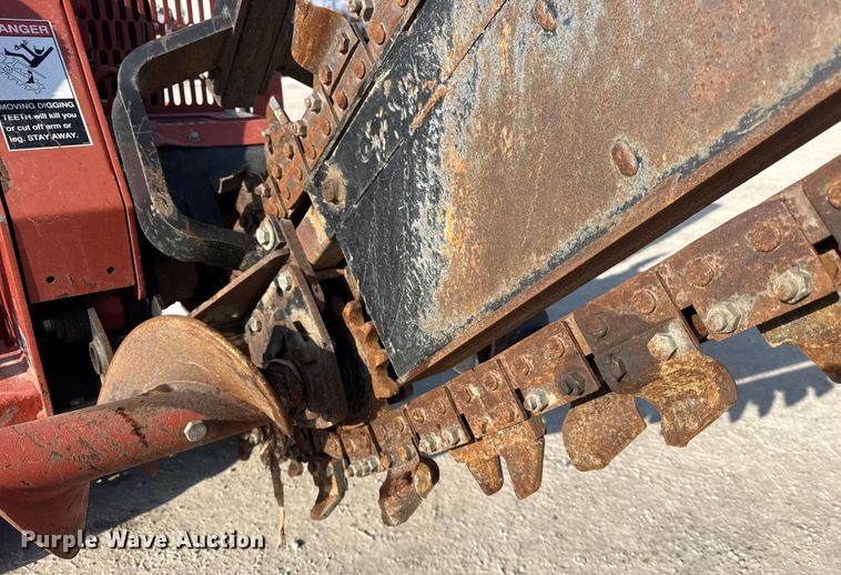 image for item EF2398 2010 Ditch Witch RT45 trencher