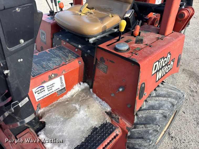 image for item EF2398 2010 Ditch Witch RT45 trencher