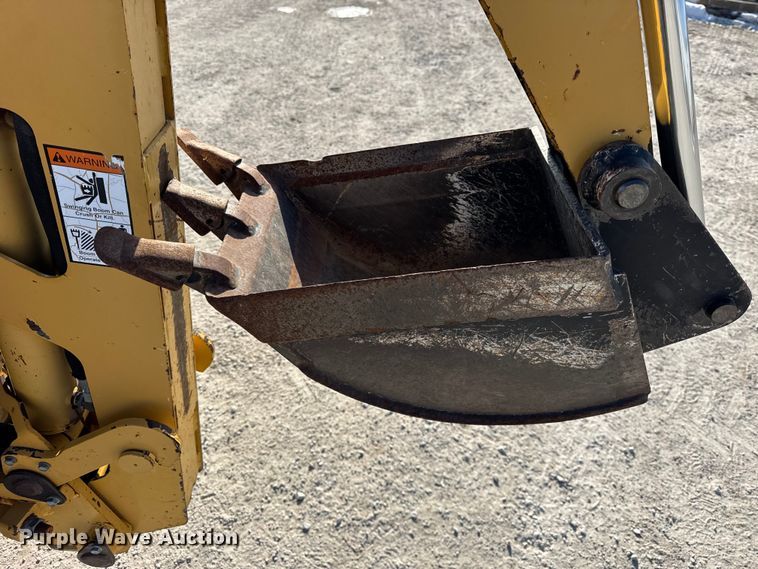 image for item EF2399 2003 Vermeer LM42 cable plow