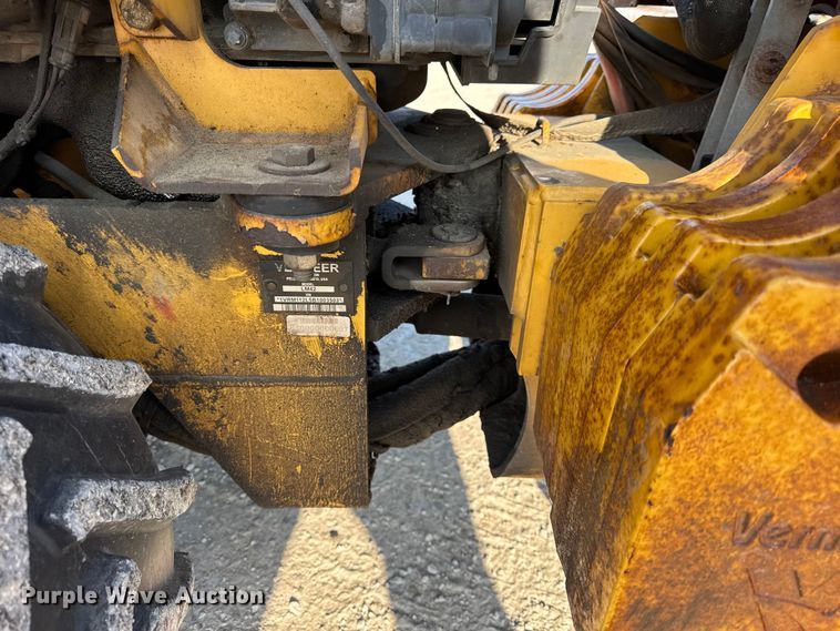 image for item EF2400 2011 Vermeer LM42 cable plow