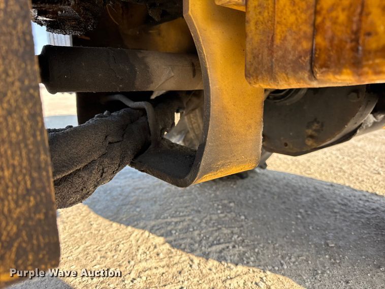 image for item EF2400 2011 Vermeer LM42 cable plow