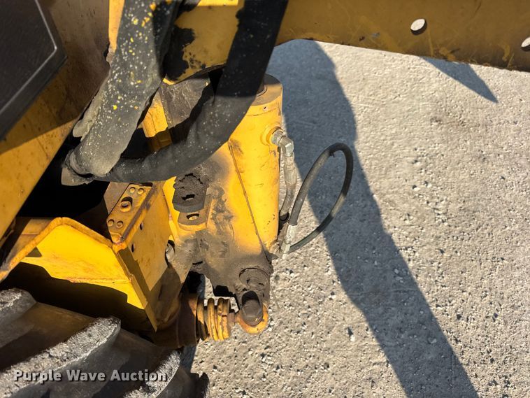 image for item EF2400 2011 Vermeer LM42 cable plow