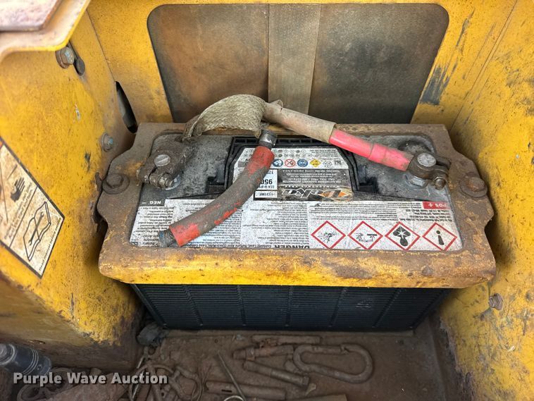 image for item EF2400 2011 Vermeer LM42 cable plow