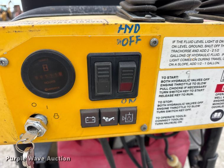 image for item EF2402 Stanley Trachorse power buggy