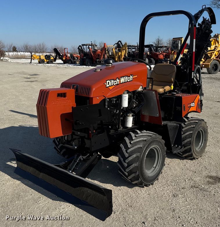 image for item EF2403 2015 Ditch Witch RT45 trencher
