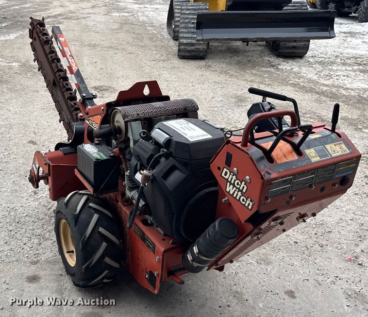 image for item EF2404 2013 Ditch Witch RT24 trencher