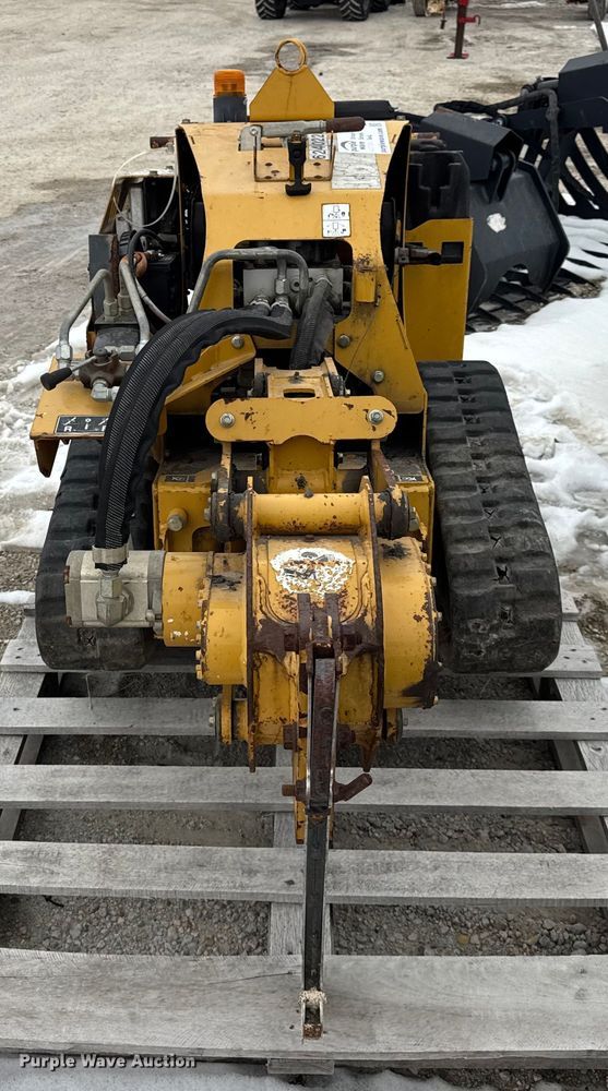 image for item EF2406 2018 Vermeer SPX25 vibratory cable plow