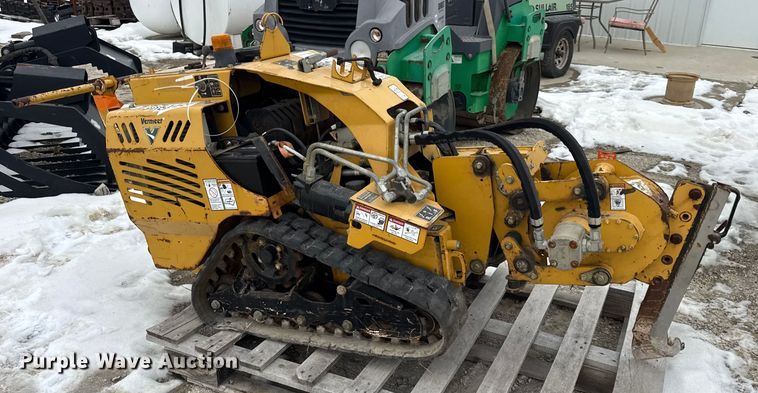 image for item EF2406 2018 Vermeer SPX25 vibratory cable plow