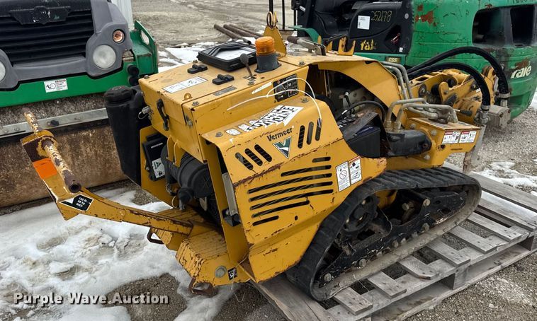 image for item EF2406 2018 Vermeer SPX25 vibratory cable plow